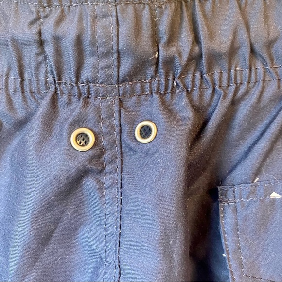 CHARLESTON THREADS Swim Trunks Flamingo Navy Blue Novelty NWT - Picture 9 of 11